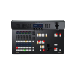 Switcher broadcast Ultra HD Blackmagic ATEM Television Studio 4K8 2TB con control integrado