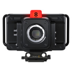CINSTUDMFTG26PDK_BLACKMAGIC_Blackmagic Studio Camera 6K Pro Cámara Blackmagic Studio Camera 6K Pro para transmisión en directo con montura EF