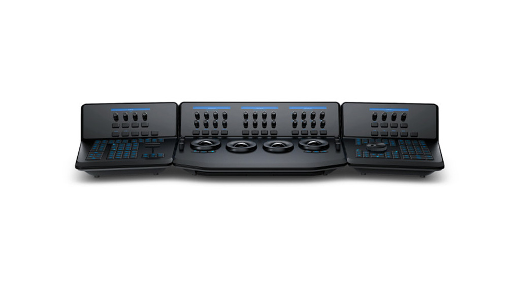 Blackmagic DaVinci Resolve Advanced Panel 4
