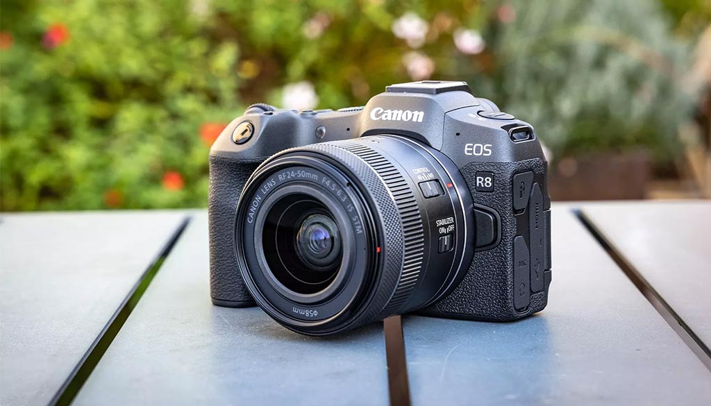 Canon EOS R8