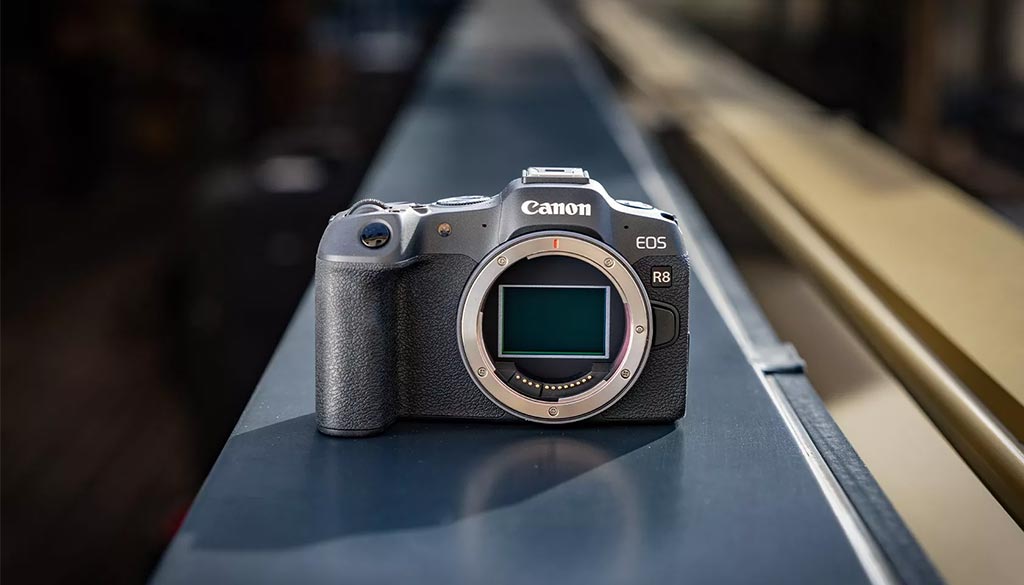 Canon EOS R8