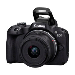 5811C013_CANON_Fotocamera digitale Canon EOS R50 con obiettivo RF-S 18-45mm IS STM