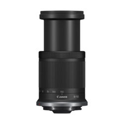 Fotocamera mirrorless Canon EOS R50 + obiettivo RF-S 18-150mm F3.5.-6.3 IS STM