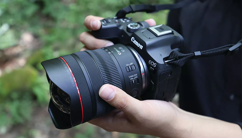 Canon RF 10-20mm F4 L IS STM nero con attacco RF