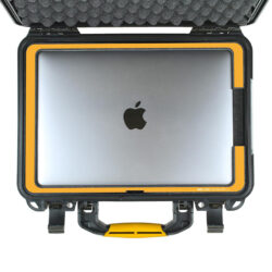 MPRO-2350-01_HPRC_valigia-in-resina-leggera-per-Macbook-Pro-13
