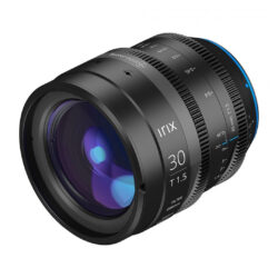 Irix Cine 30mm T1.5 con attacco Canon RF - obiettivo con scala metrica in metri