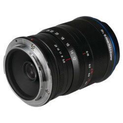 Laowa Venus Optics 12-24mm f/5.6 attacco Canon RF