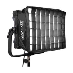Softbox Nanlite con griglia per pannello LED Alien 300C