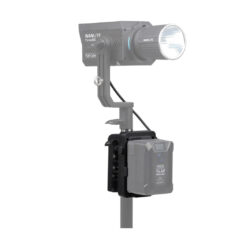 Battery grip Nanlite BT-BG-XLR4II per batterie V-Mount con connettore 4 Pin XLR per luci LED Forza 150 e FC120B