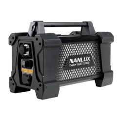 2130843_Nanlite_Luce LED Nanlux spot Evoke 1200B bicolore con flight case