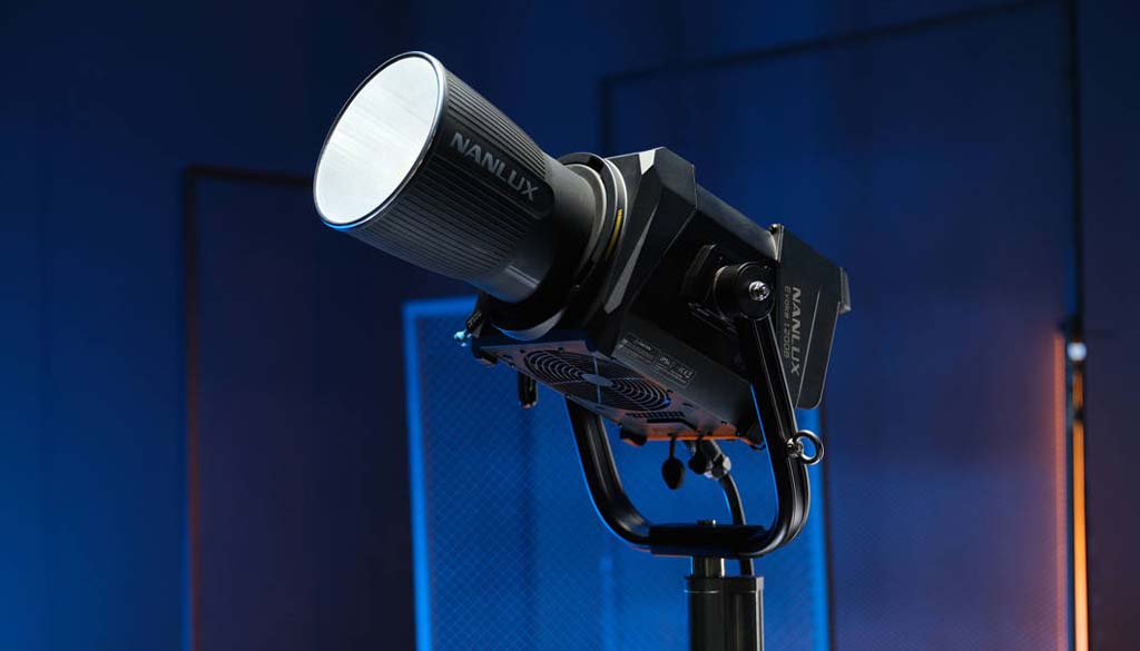 Luce LED Nanlux spot Evoke 1200B bicolore con trolley