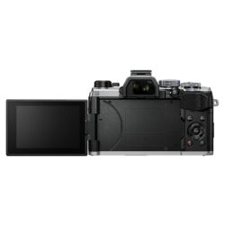 V210020SE000_OM-SYSTEM_Fotocamera OM-SYSTEM OM-5 MFT da 20,4 Megapixel – body argento