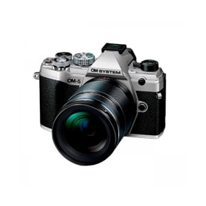 V210020SE010_OLYPUS_Kit OM-SYSTEM Fotocamera OM-5 con M.Zuiko Digital ED 12-40mm F2.8 PRO II – corpo macchina argento