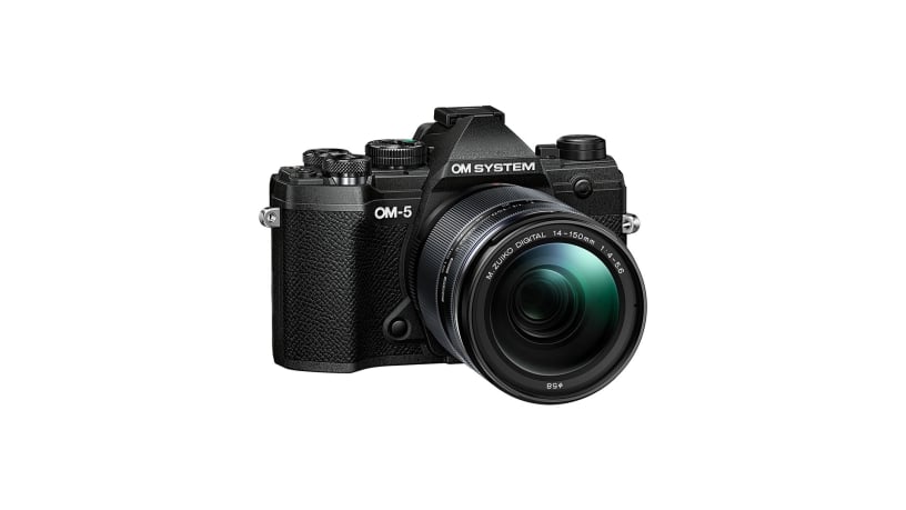 V210021BE000_OLYMPUS-OM-SYSTEM_Kit OM-SYSTEM fotocamera OM-5 con M.Zuiko Digital ED 14-150mm F4-5.6 II – body nero