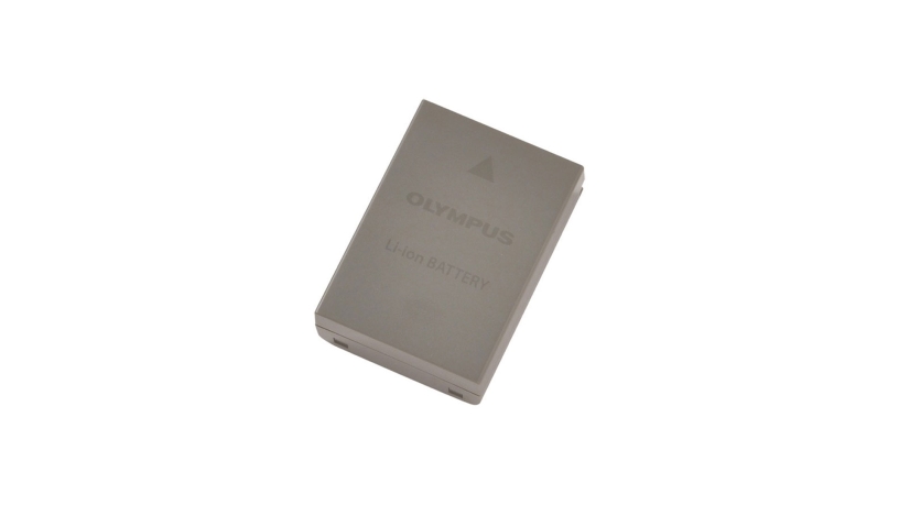 V6200760U000_OM-SYSTEM_Batteria ricaricabile BLS-50 per OM-5
