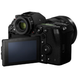 7S1REK_Panasonic_Fotocamera Panasonic LUMIX S DC-S1R con sensore Full-Frame CMOS da 43,7 megapixel e tecnologia ISO Dual Native