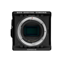 710-0339-00_RED_Videocamera-Red-Komodo-6K-con-adattatore-RF-EF-scheda-CFast-lettore-e-alimentatore