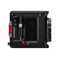 710-0339-00_RED_Videocamera-Red-Komodo-6K-con-adattatore-RF-EF-scheda-CFast-lettore-e-alimentatore
