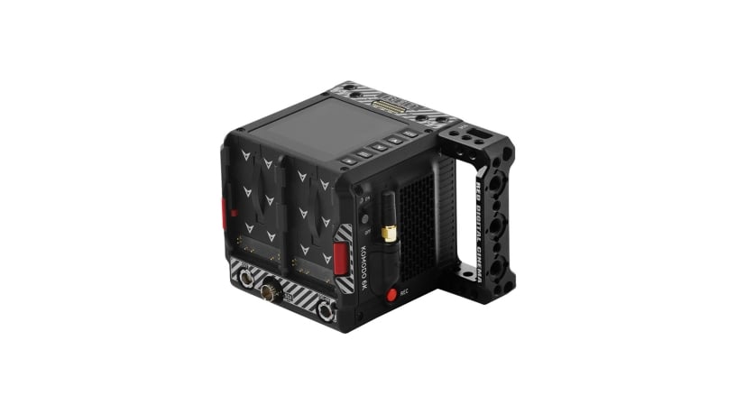 710-0339-00 – Videocamera Red Komodo 6K con adattatore RF - EF, scheda CFast, lettore e alimentatore