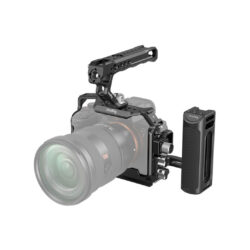 3669_Smallrig_Gabbia SmallRig 3669 per Sony a7S III e IV con maniglia superiore, maniglia laterale e morsetto cavo HDMI