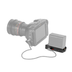 EB2504_SmallRig_Adattatore-per-batterie