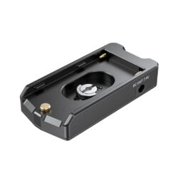 EB2698_SmallRig_Adattatore-per-batterie-con-cavi-di-ricarica-per-Blackmagic-Design-Pocket-Cinema-Camera-4K-e-6K