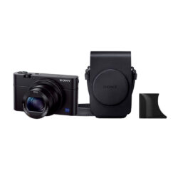 Sony Cyber-shot RX100 III - kit con fotocamera, custodia morbida e impugnatura per gancio 05