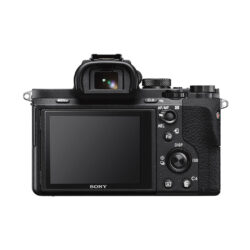 ILCE7M2B_SONY_Fotocamera Sony Alpha A7 II mirrorless con attacco Sony E e sensore full-frame
