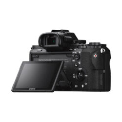 ILCE7M2B_SONY_Fotocamera Sony Alpha A7 II mirrorless con attacco Sony E e sensore full-frame