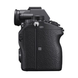 ILCE7M3B_SONY_Fotocamera Sony Alpha A7 III full frame da 24,2 Megapixel