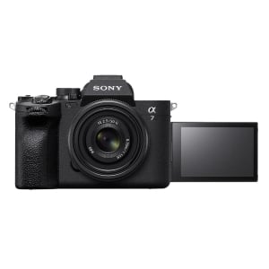 Fotocamera Sony Alpha A7 IV con obiettivo Sony FE 28-70mm F3,5-5,6 OSS