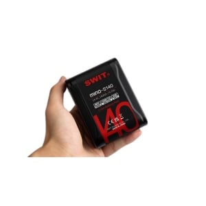 MINO-S140_SWIT_Batteria V-lock mini 140Wh SWIT MINO-S140 per telecamere e monitor