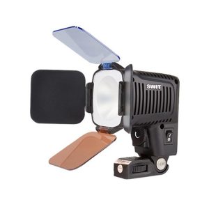 Luce LED COB Swit S-2041 on-camera 100W