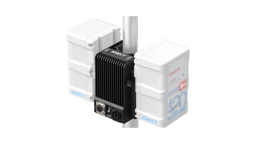 Adattatore flessibile SWIT S-7250S per batterie V-mount