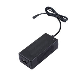 Swit LB-SU75*2+PC-U130B2 KIT con caricabatterie PC-U130B e doppia batteria LB-SU75