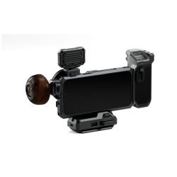 TK-IP17-PB-SG_Tilta_Tilta-Khronos-iPhone-17-Pro-Ultimate-Kit-Cage-per-telefono_7