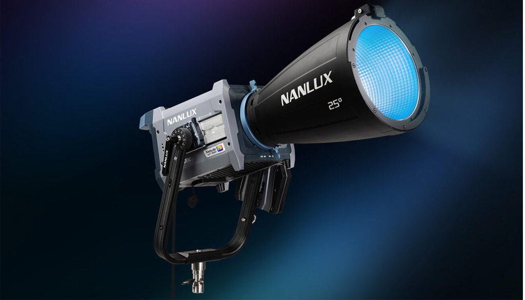 Nanlux Evoke 600C Luce LED da 600W Fullcolor con Valigia Trolley 6